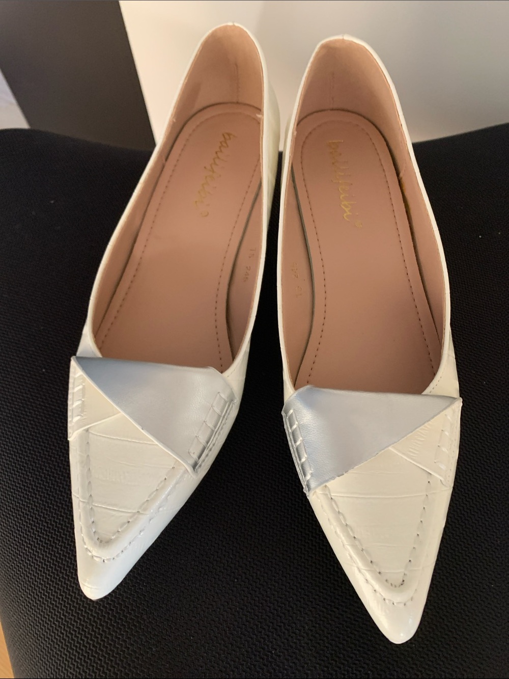 White and Silver Pointed Toe Women’s Short heels by Bailifeibi